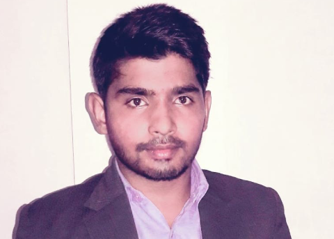 (E-commerce Specialist)